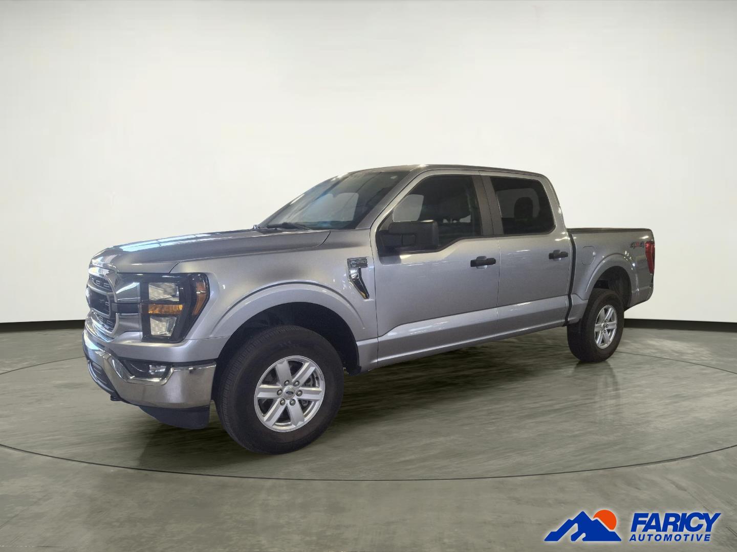 Iconic Silver 2023 Ford F-150 XLT SuperCrew 4WD Pickup Truck Four-Wheel Drive Automatic