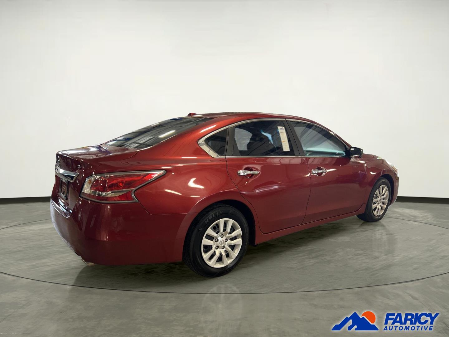 View vehicle photo 4