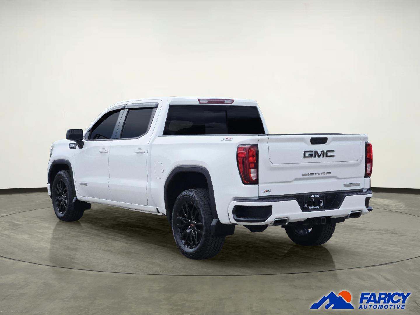 View vehicle photo 3