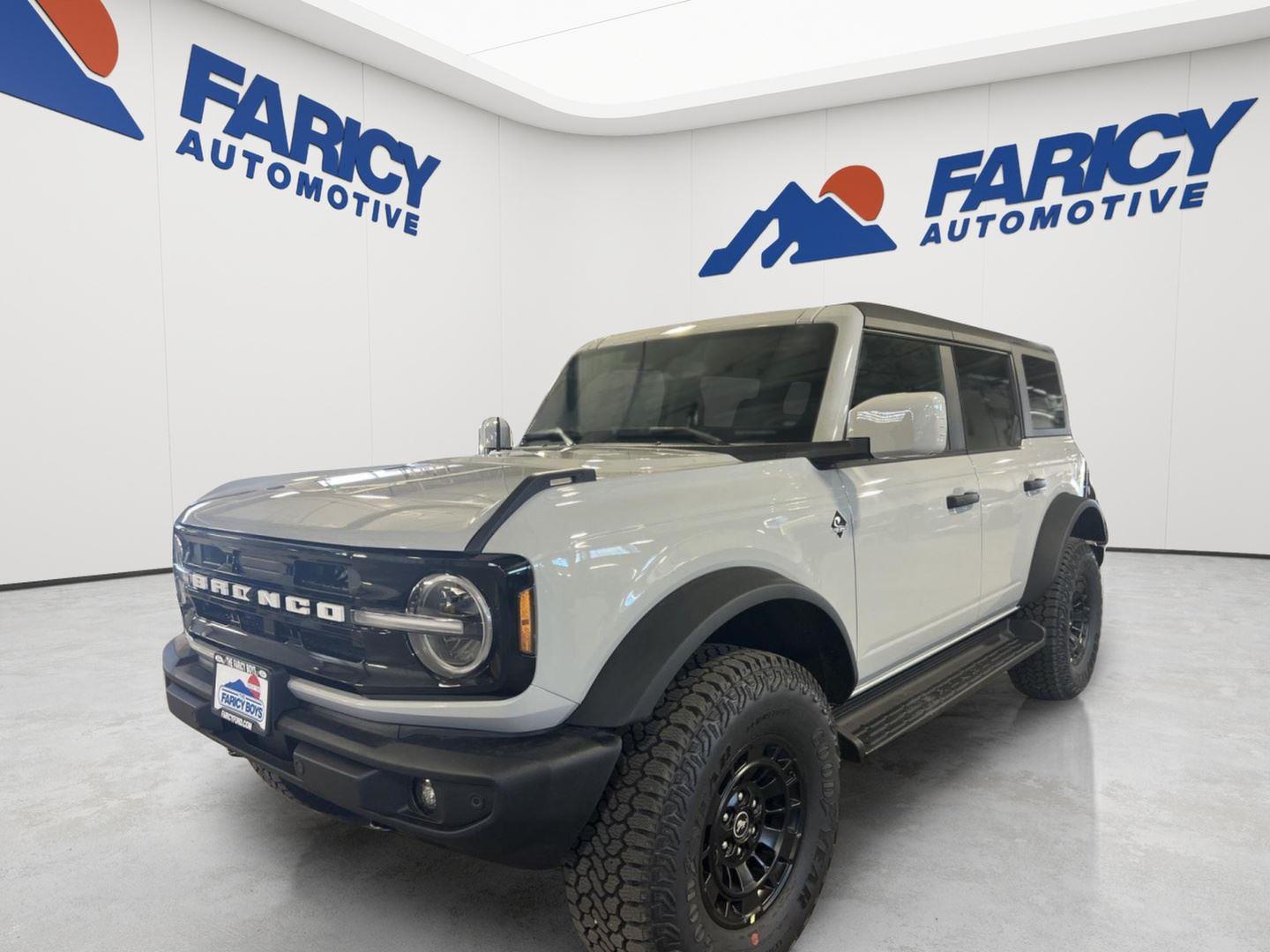 Avalanche Gray 2026 Ford Bronco SUV / Crossover Four-Wheel Drive Automatic