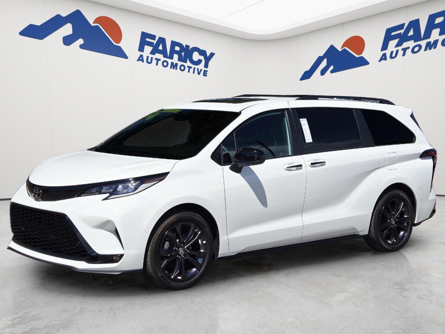 2026 Toyota Sienna XSE 7-Passenger FWD