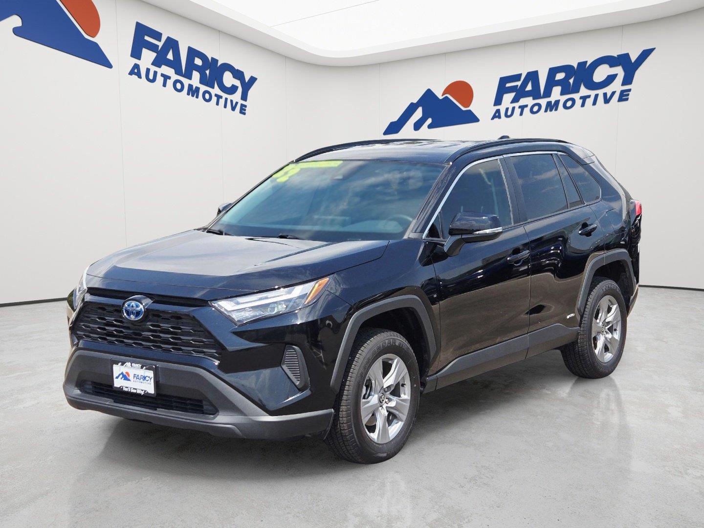  2022 Toyota RAV4 Hybrid XLE AWD   