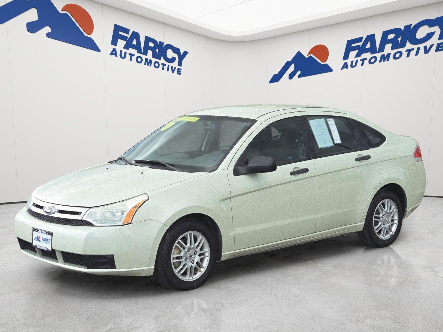 2010 Ford Focus Sedan Front-Wheel Drive 5-Speed Manual