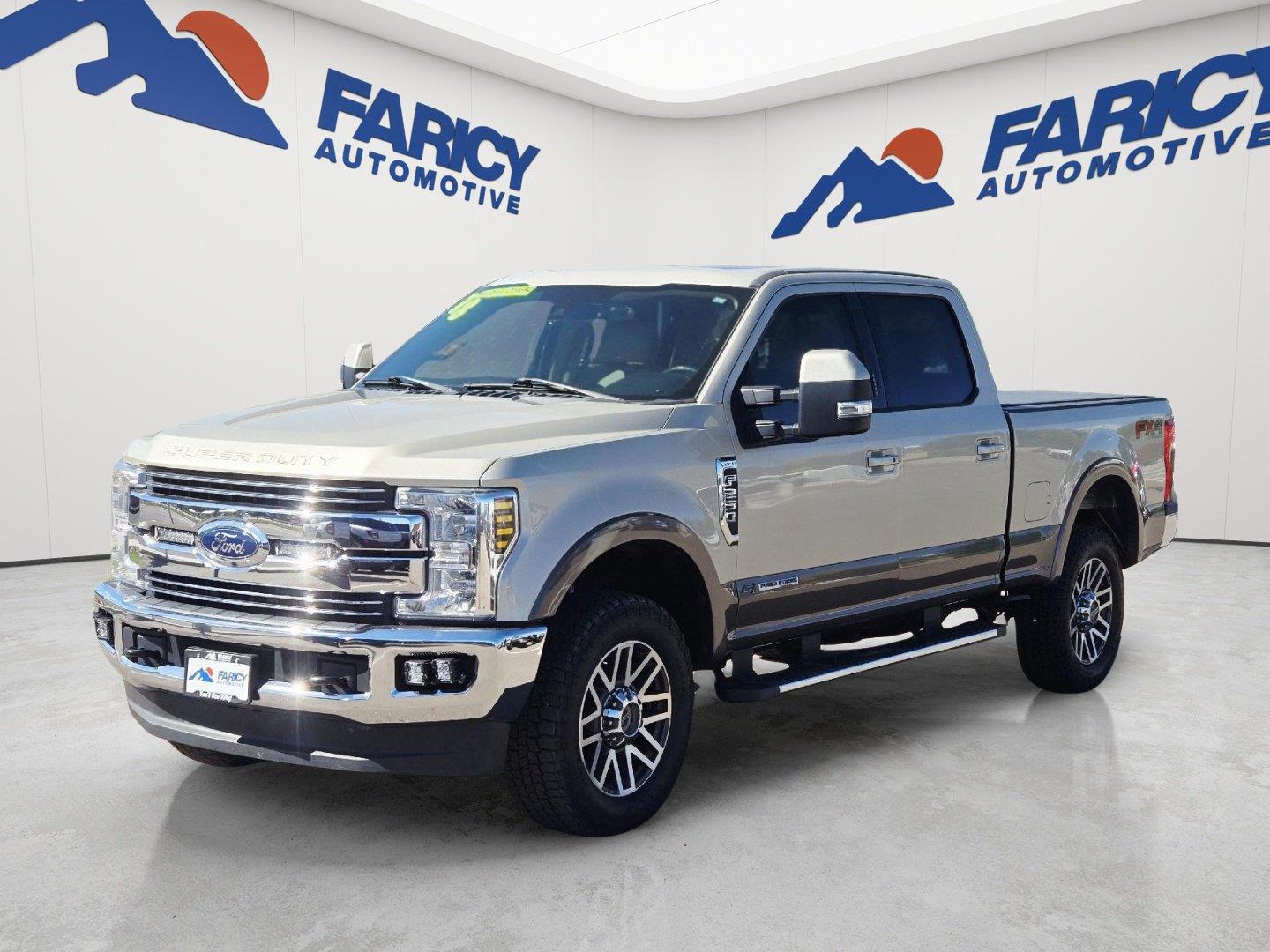 2018 Ford F-250 Super Duty Lariat Crew Cab 4WD