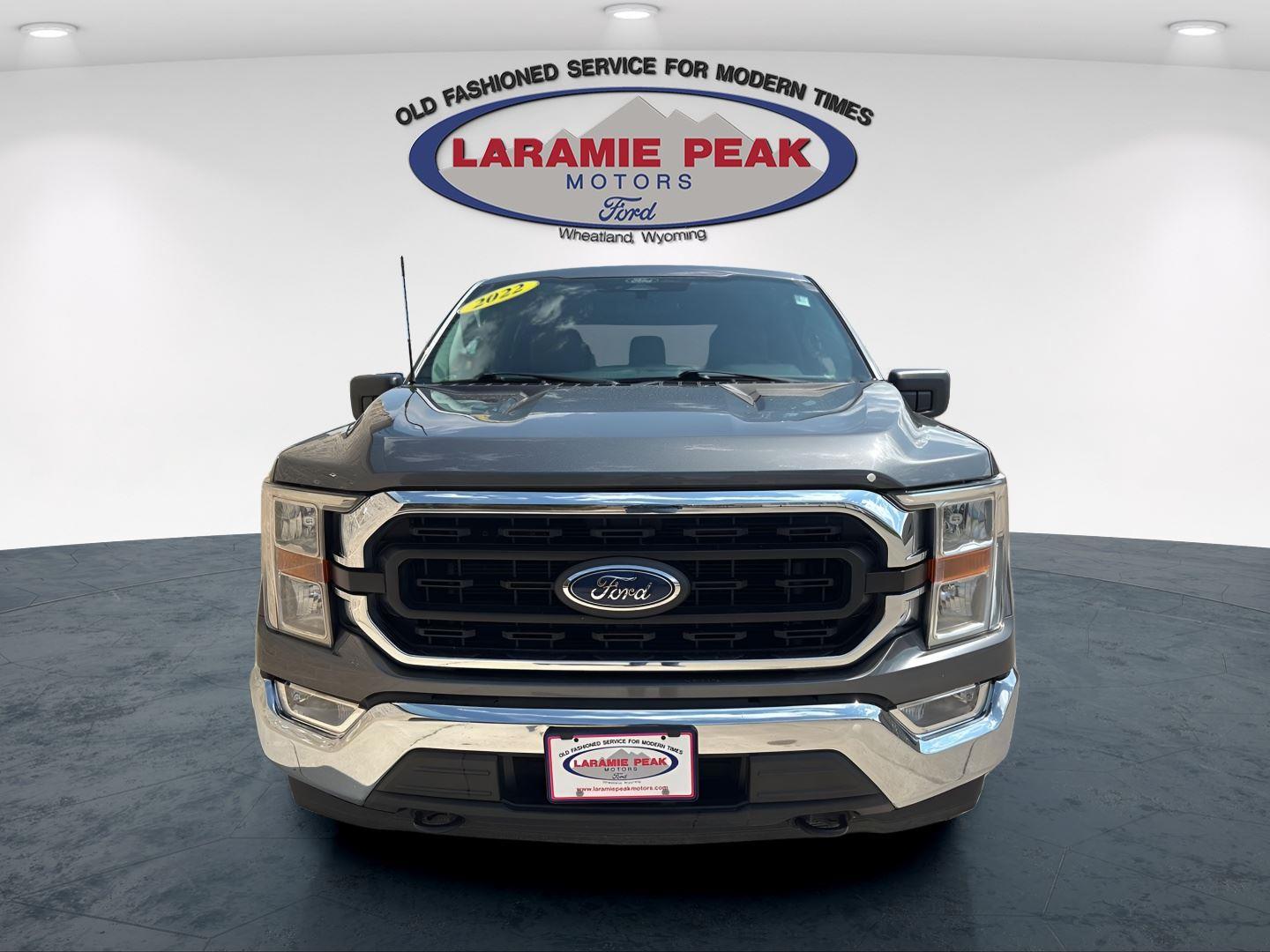 View vehicle photo 5