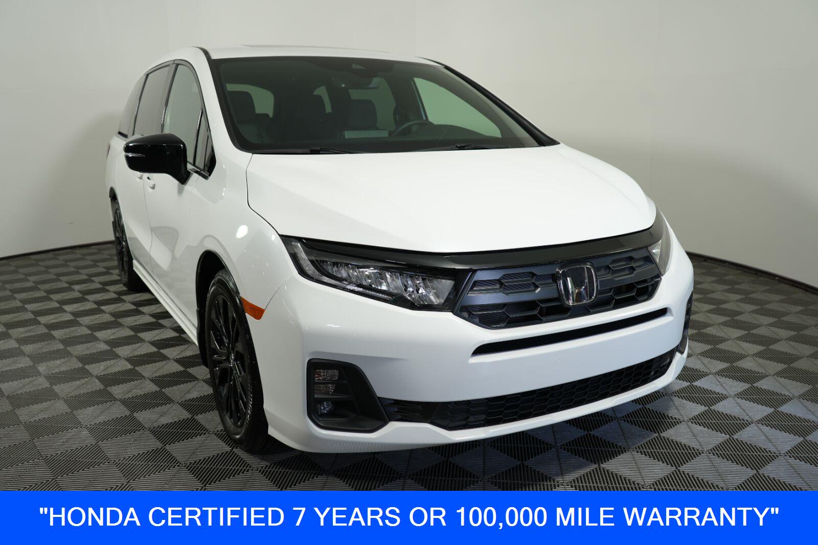 Platinum White Pearl 2026 Honda Odyssey Minivan Front-Wheel Drive Automatic