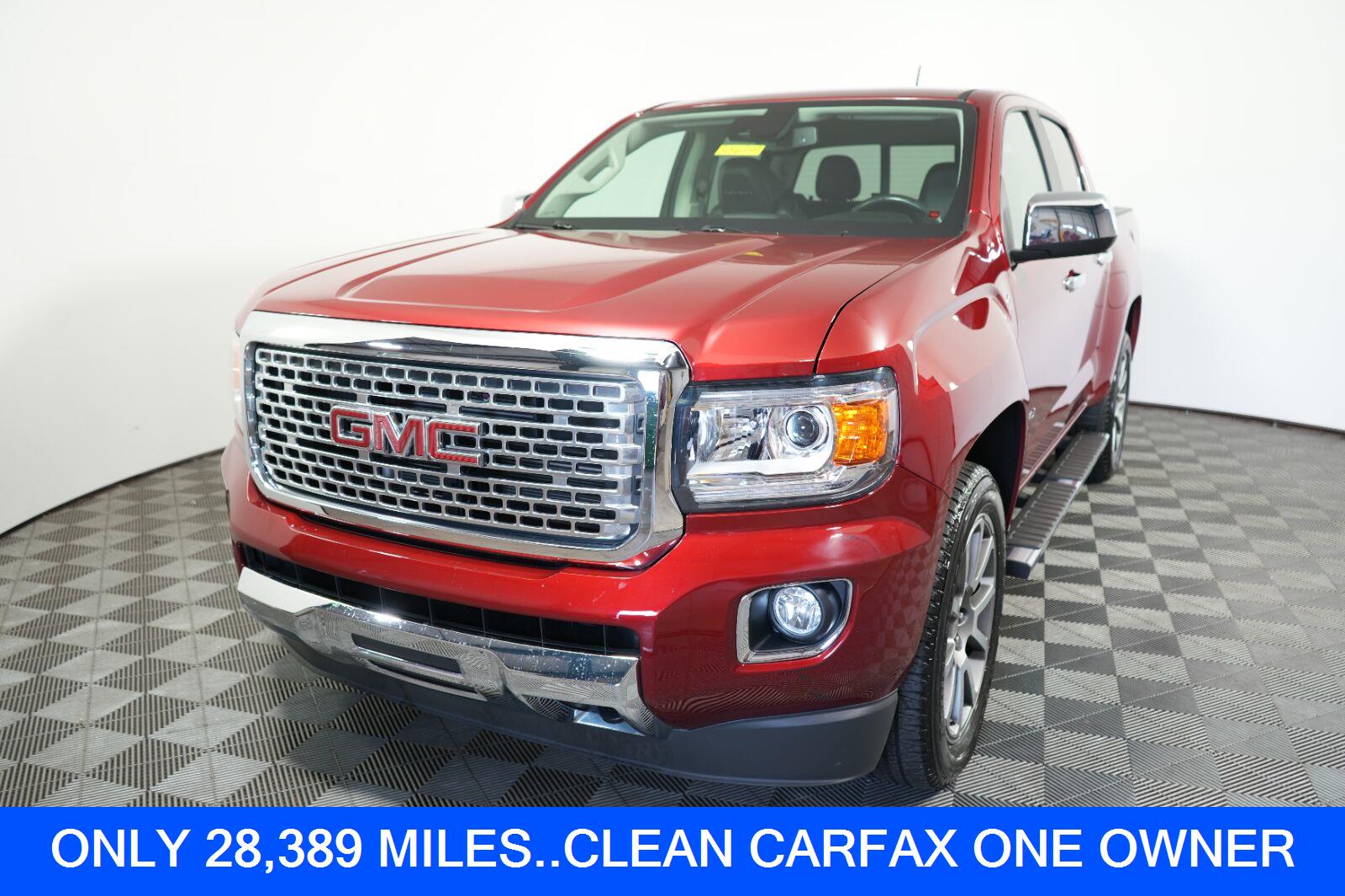 Red Quartz Tintcoat 2018 GMC Canyon Pickup Truck Four-Wheel Drive 8-Speed Automatic