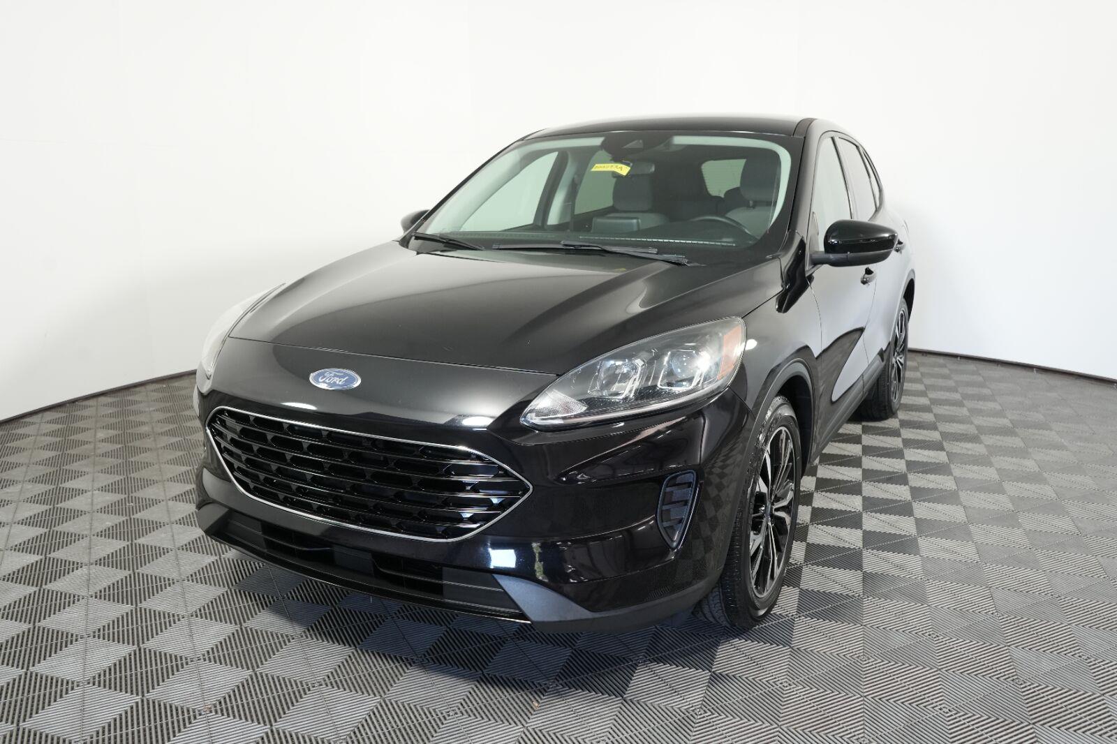  2021 Ford Escape SE FWD   