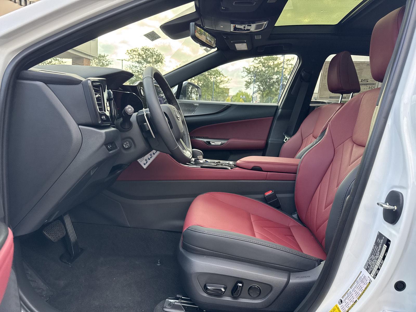 2026 Lexus NX 350 Luxury photo 13