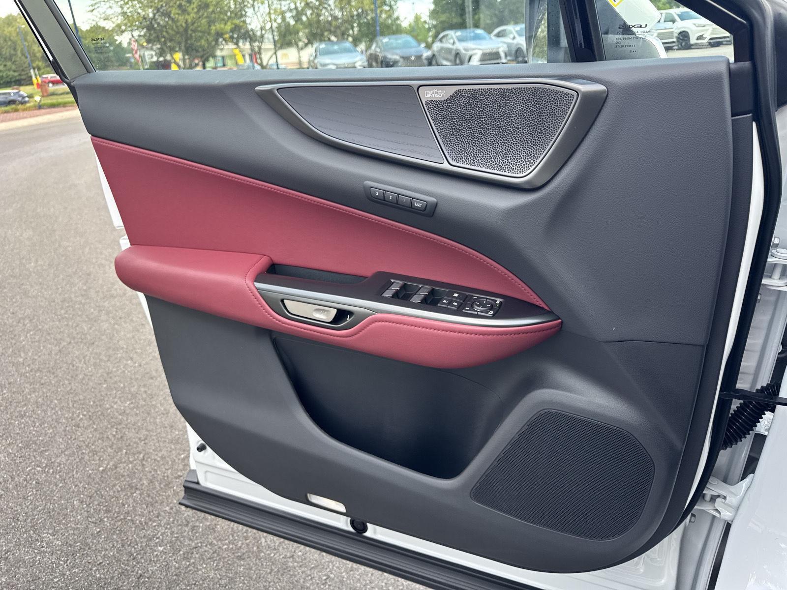 2026 Lexus NX 350 Luxury photo 19