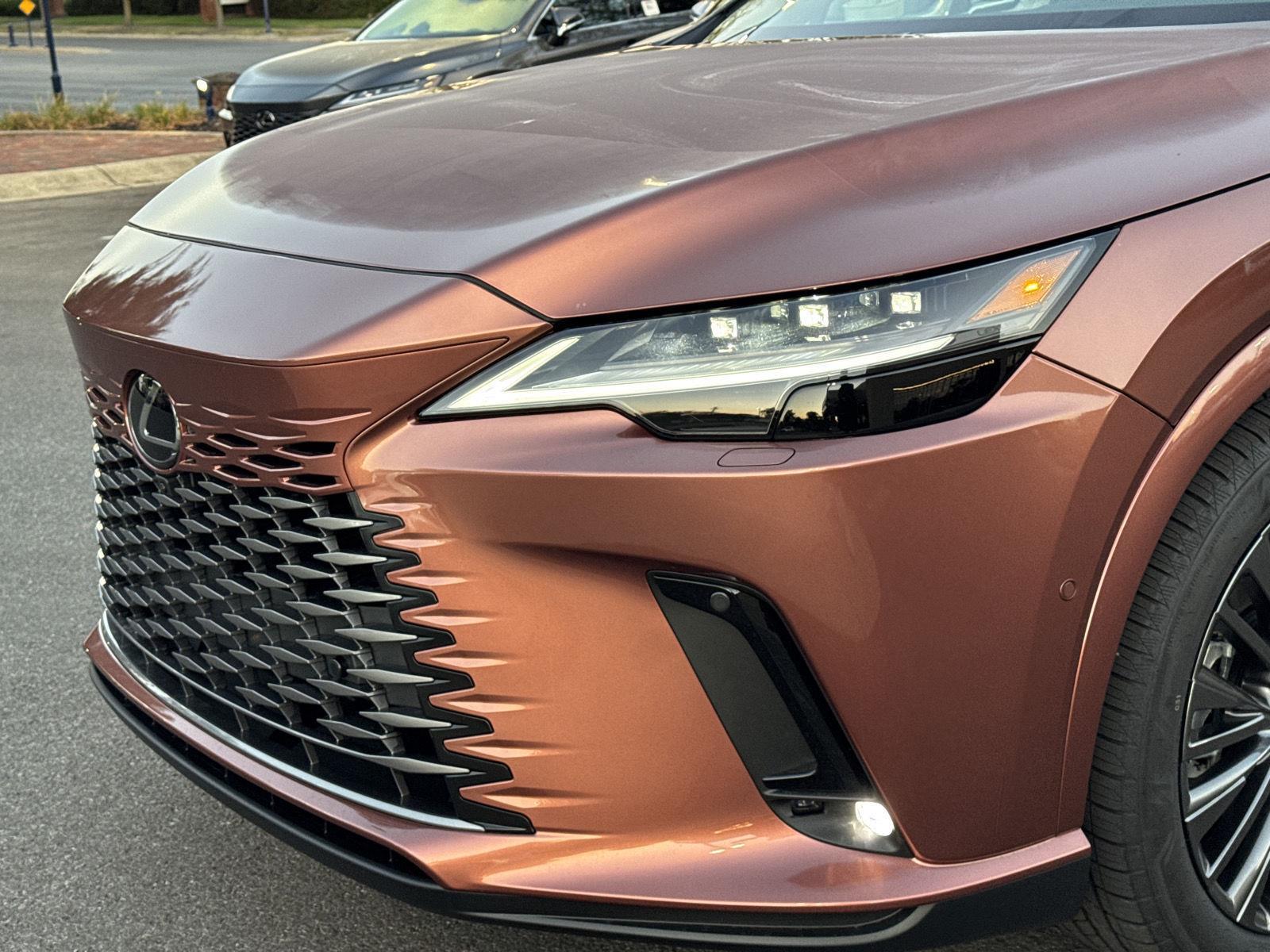 2025 Lexus RX 350 Luxury AWD photo 9