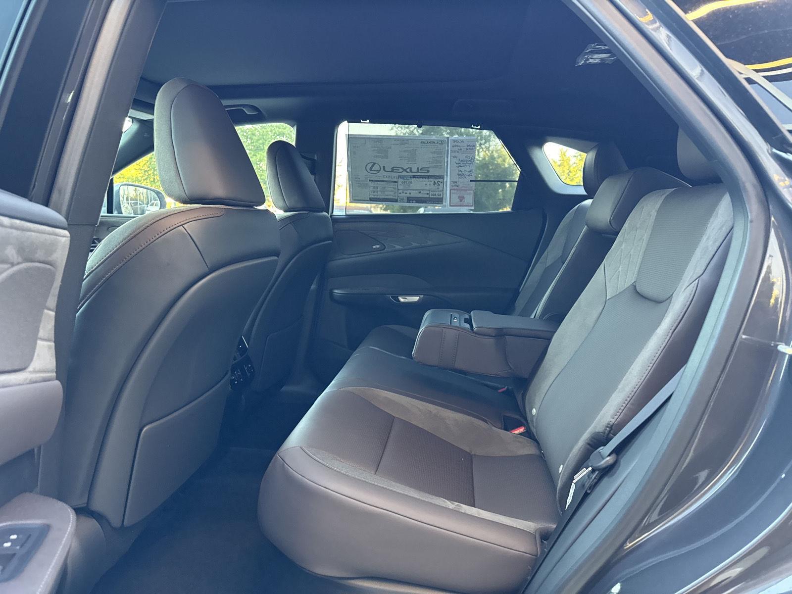 2025 Lexus RX 350 Luxury AWD photo 11