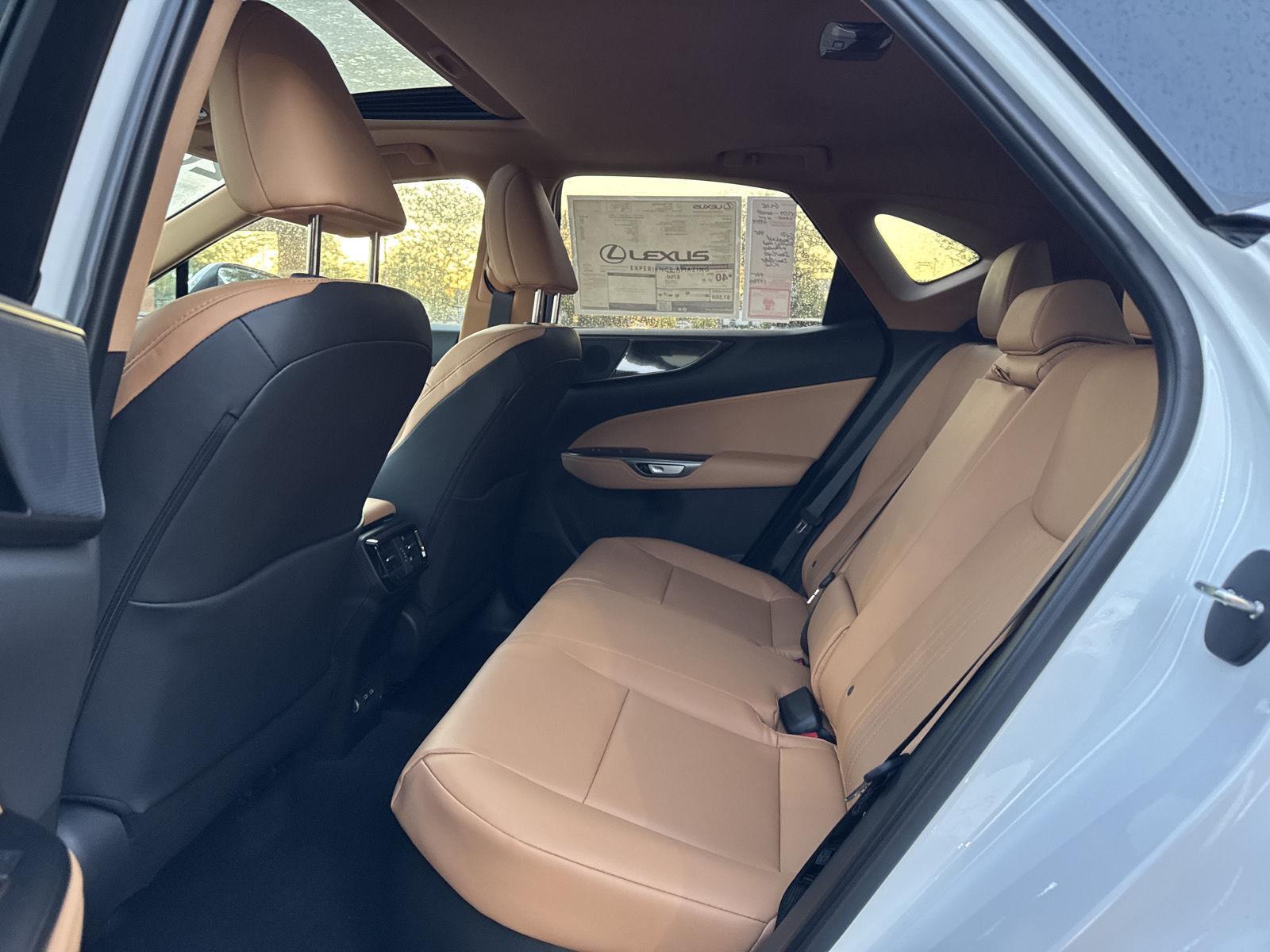 2026 Lexus NX 350h photo 11