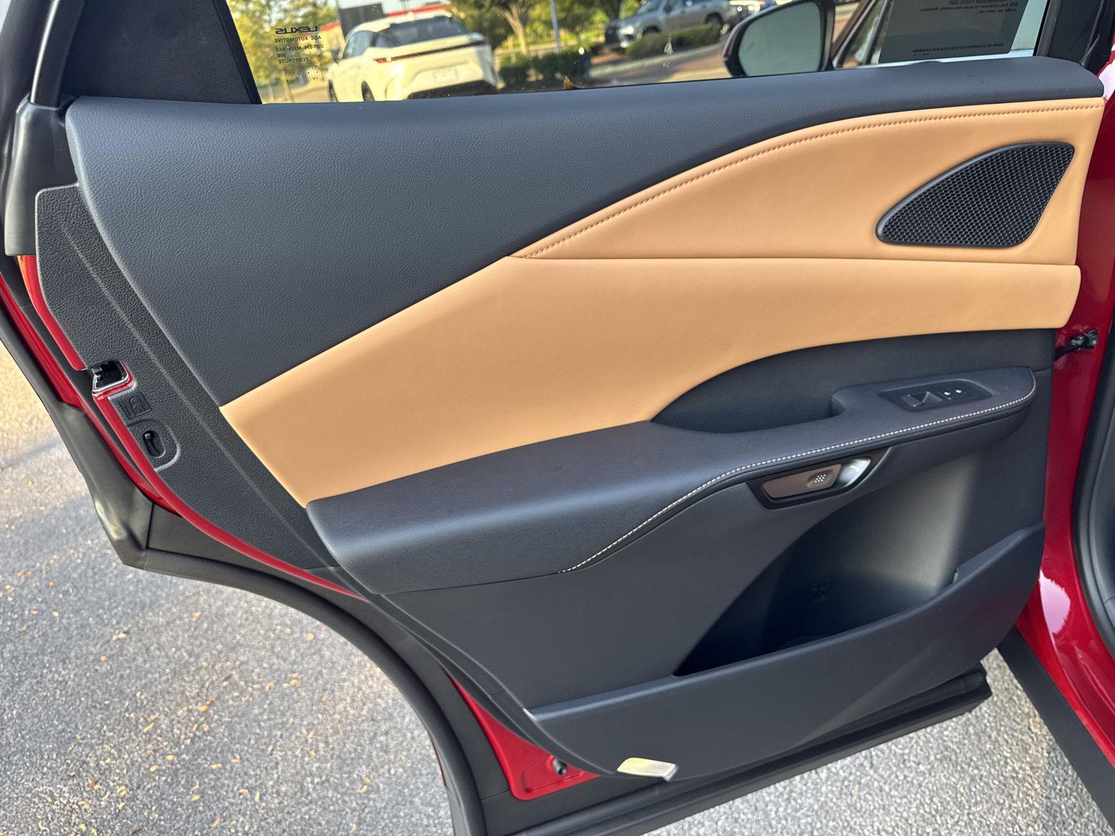 2025 Lexus RX 350 photo 15