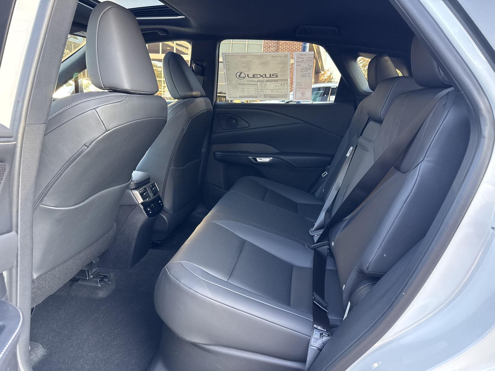 2025 Lexus RX 350 Premium AWD photo 13
