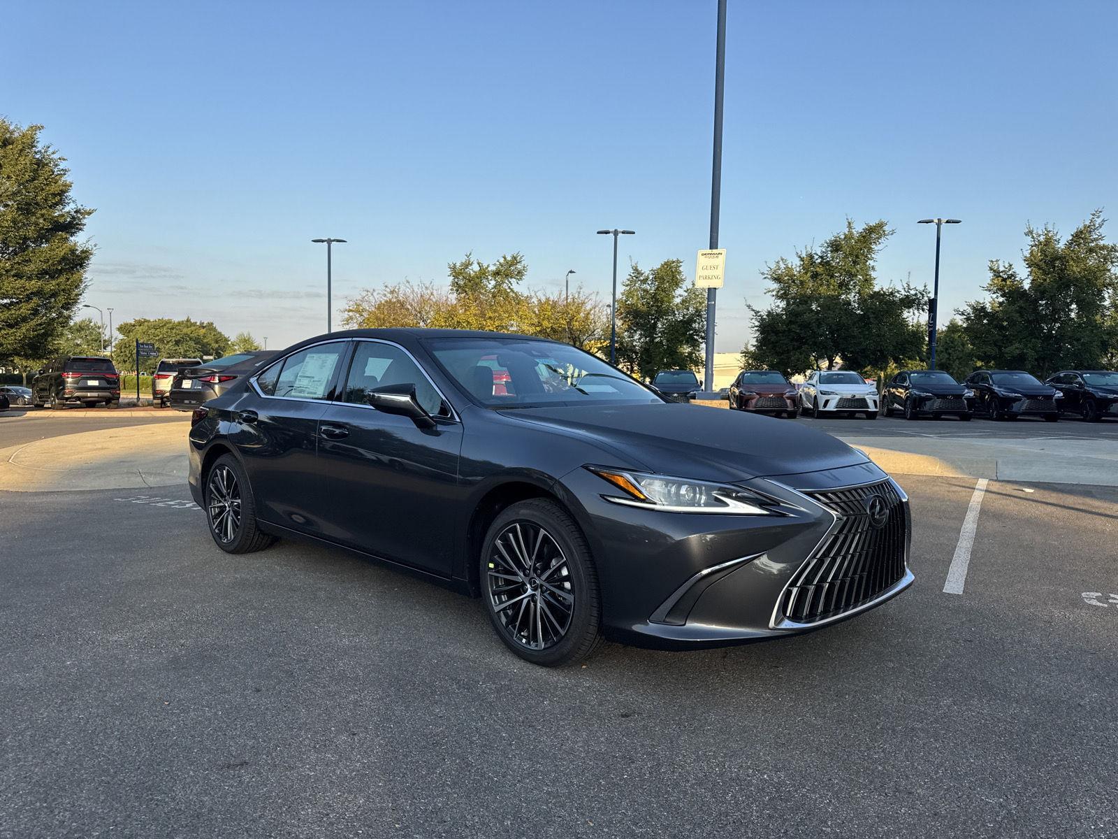 2025 Lexus ES 350 photo 3