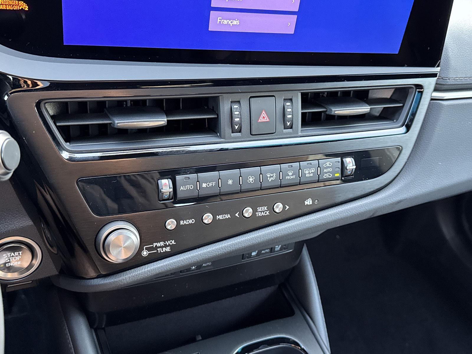 2025 Lexus ES 350 photo 21