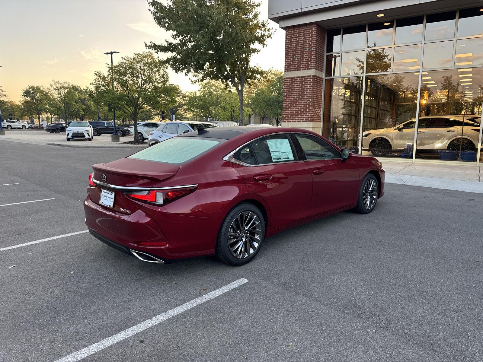 2025 Lexus ES 350 Ultra photo 5