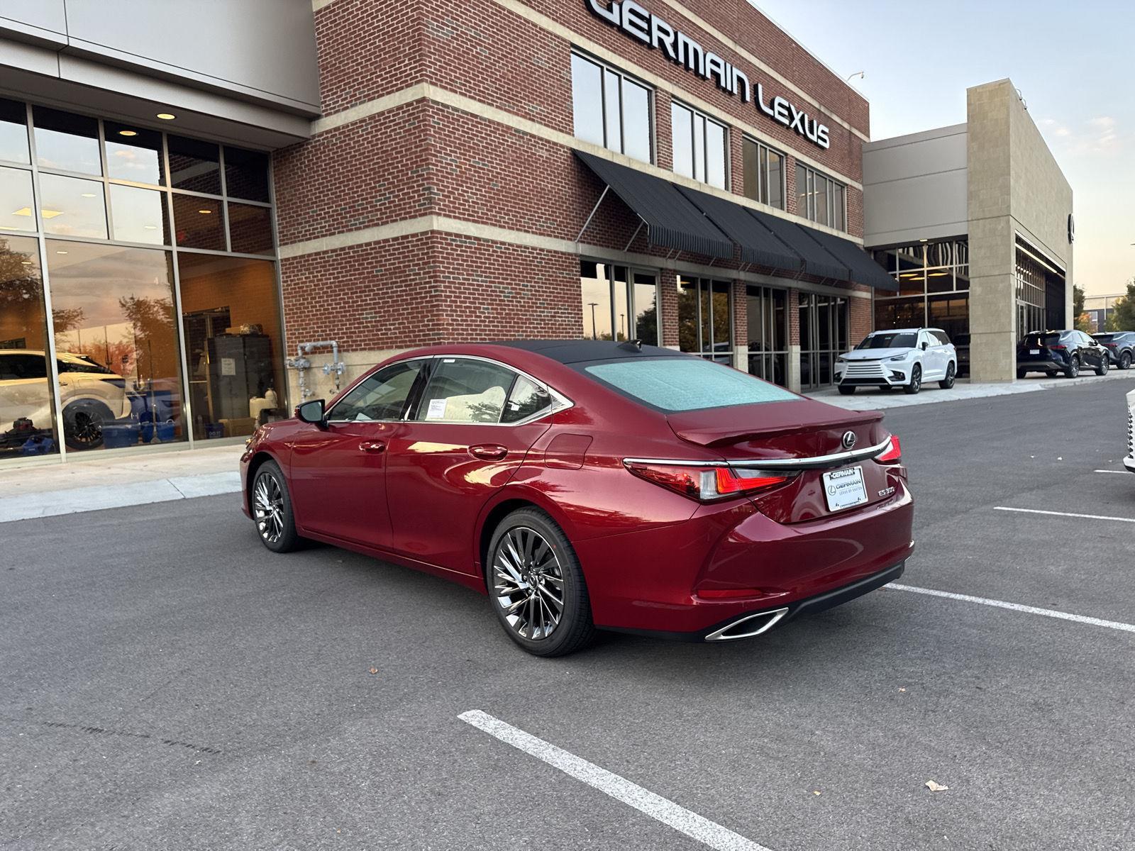 2025 Lexus ES 350 Ultra photo 7