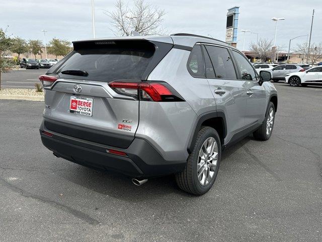 2024 Toyota RAV4 XLE Premium 5