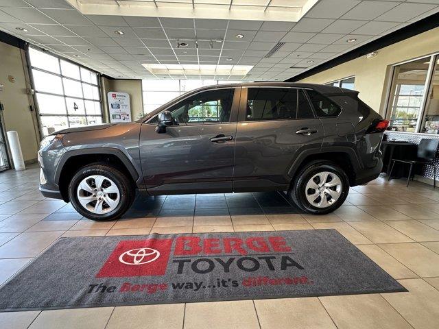 2024 Toyota RAV4 LE 4