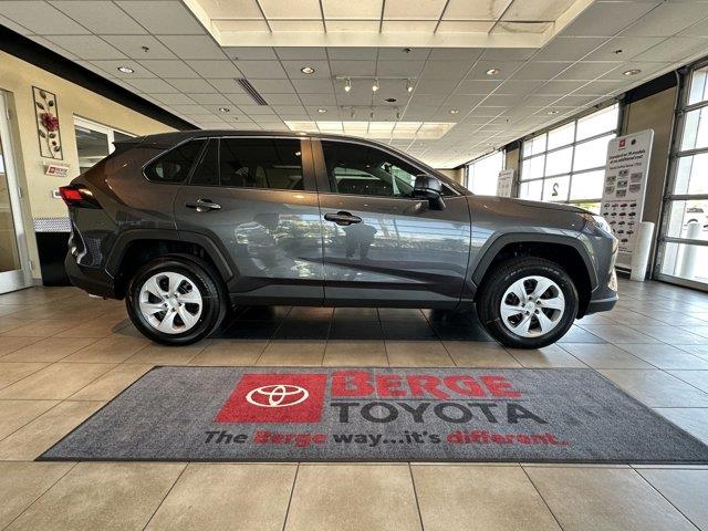 2024 Toyota RAV4 LE 7