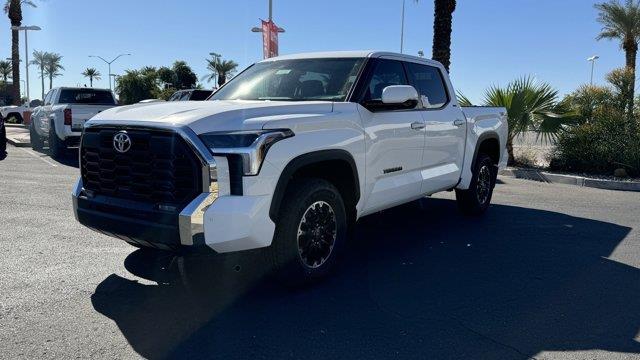 2025 Toyota Tundra 4WD SR5 2