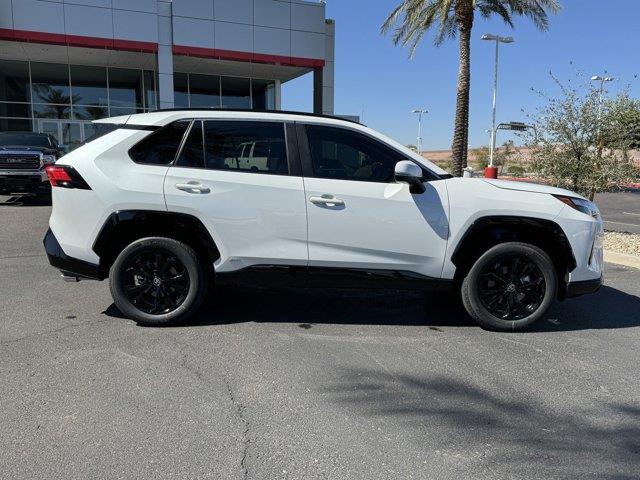 2024 Toyota RAV4 Hybrid SE 6