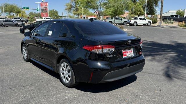 2025 Toyota Corolla LE 4