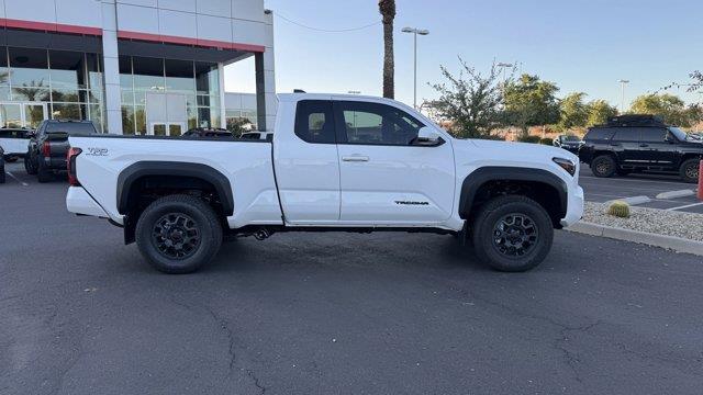 2024 Toyota Tacoma 2WD TRD PreRunner 6