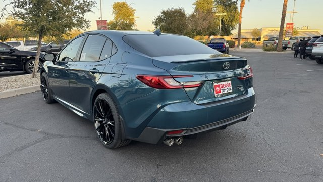 2025 Toyota Camry SE 4