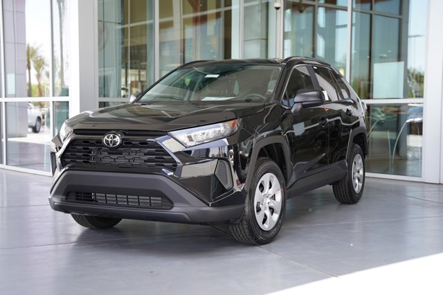 2024 Toyota RAV4 LE 2