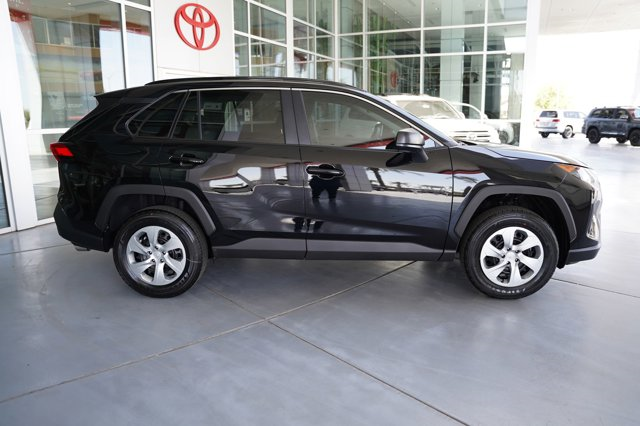 2024 Toyota RAV4 LE 6