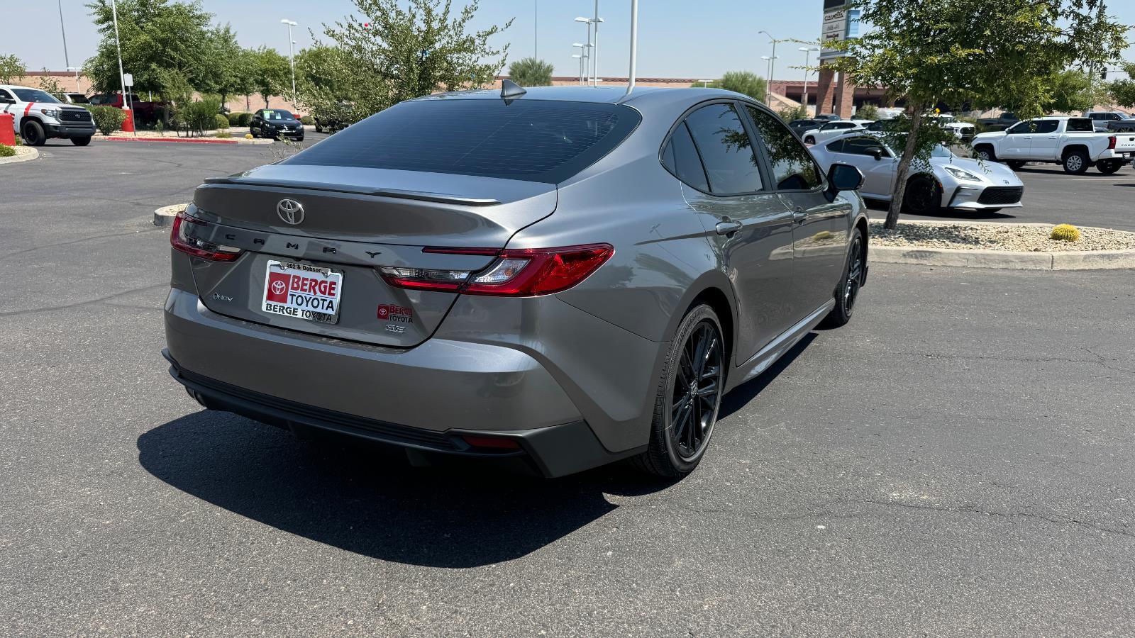 2026 Toyota Camry SE photo 5