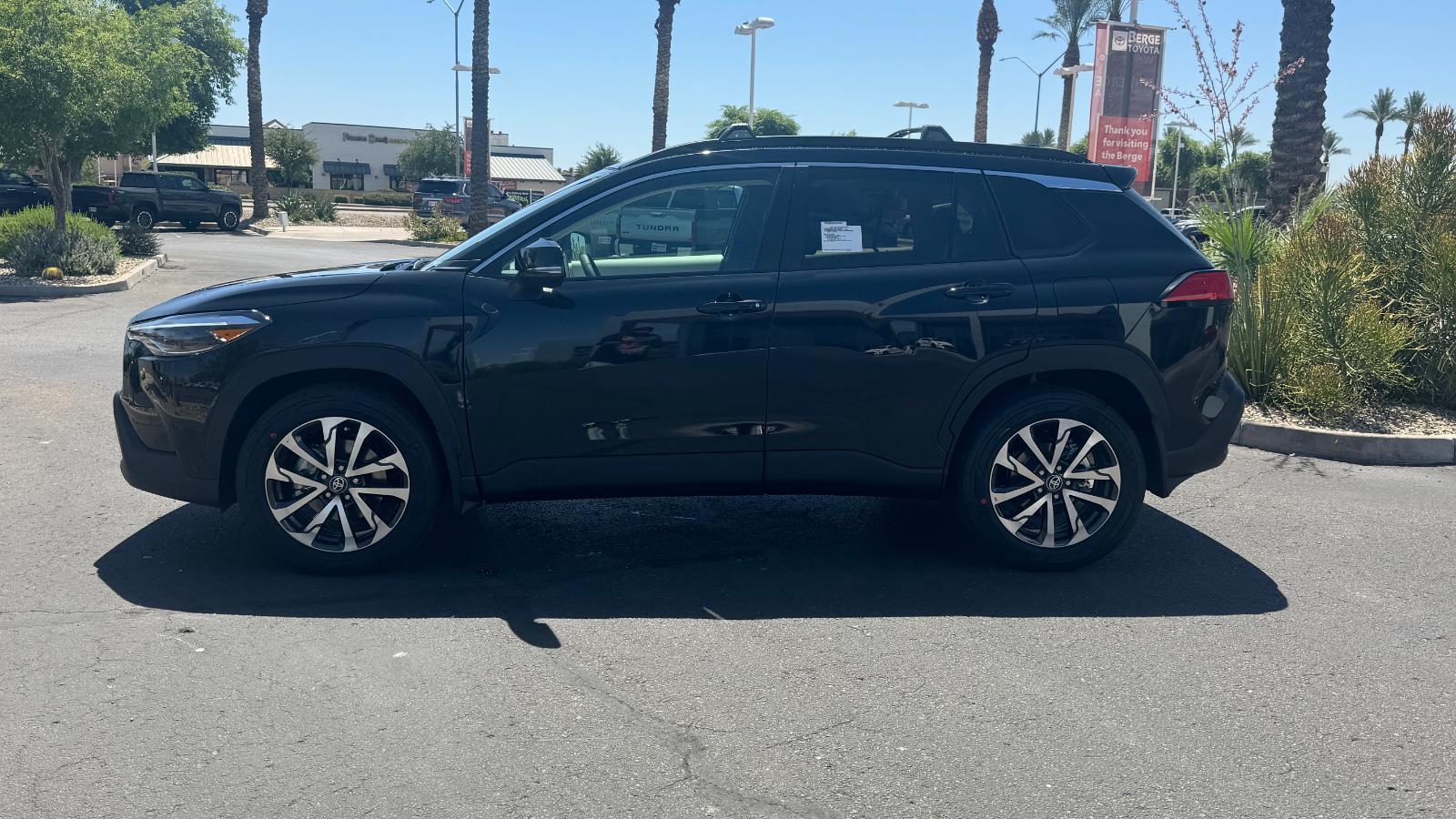 2026 Toyota Corolla Cross XLE photo 2