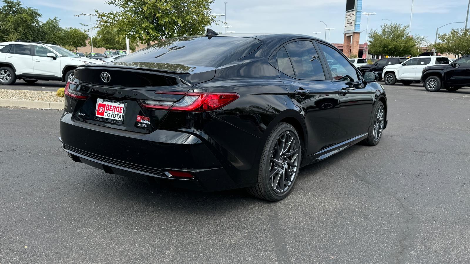 2025 Toyota Camry XSE photo 5