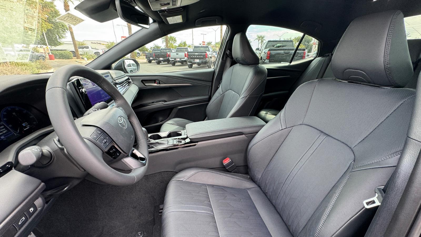 2025 Toyota Camry XSE photo 16