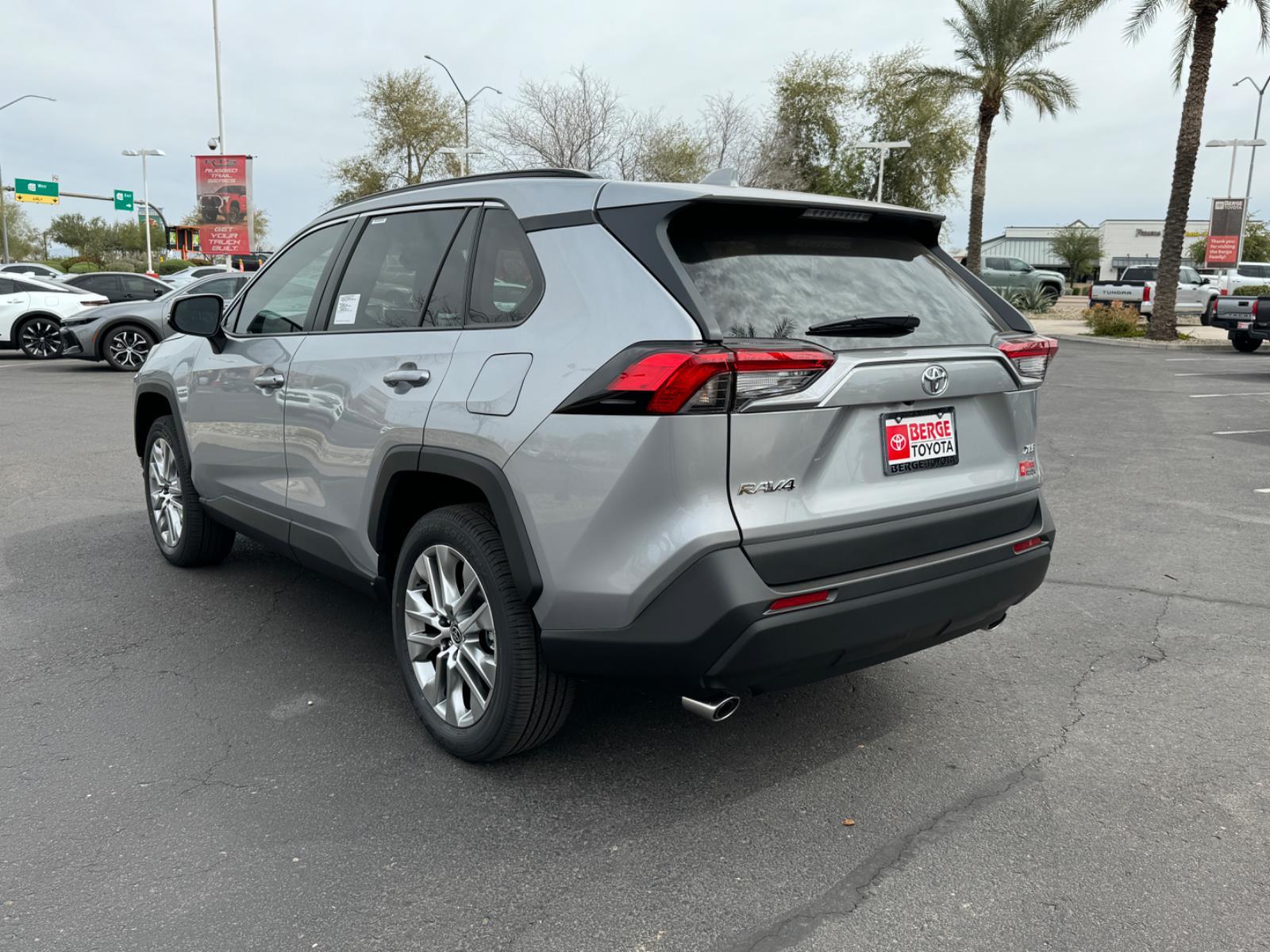 2025 Toyota RAV4 XLE Premium photo 4