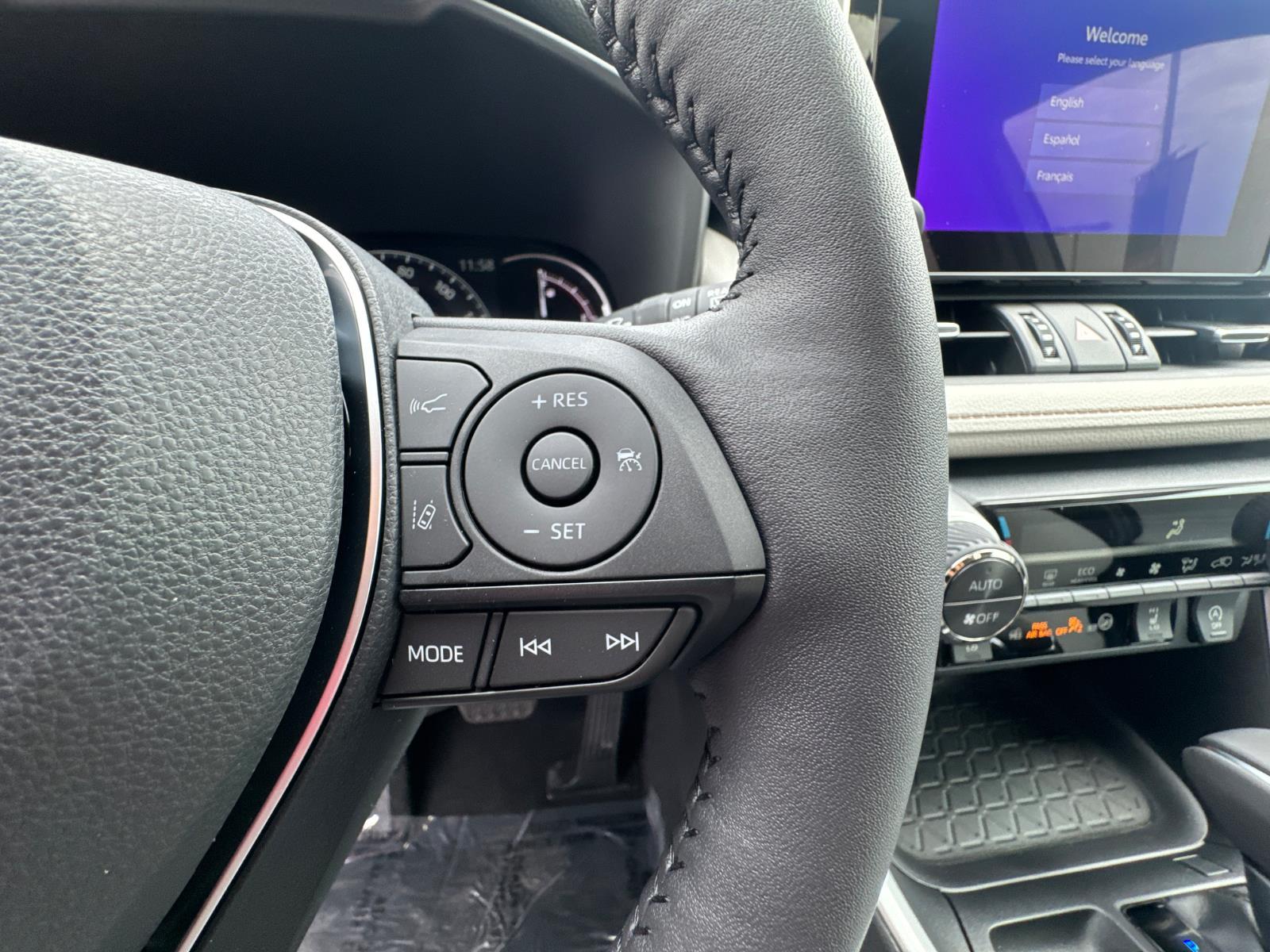 2025 Toyota RAV4 XLE Premium photo 22