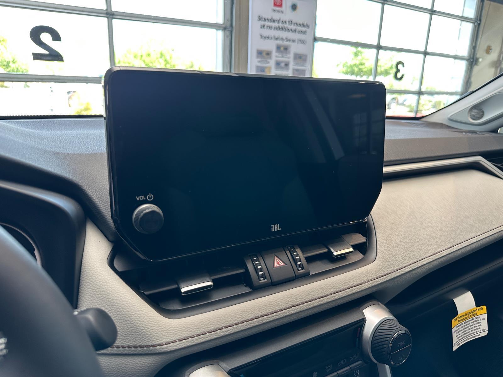 2025 Toyota RAV4 XLE Premium photo 26