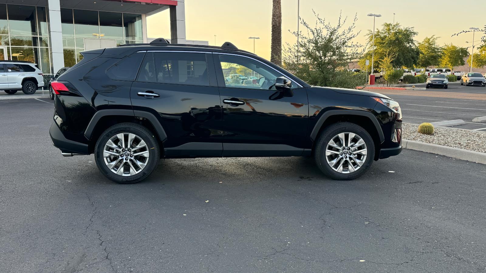 2025 Toyota RAV4 Limited photo 5
