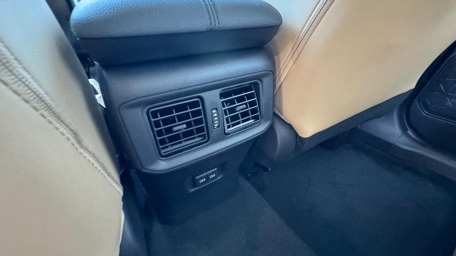 2025 Toyota RAV4 Limited photo 10