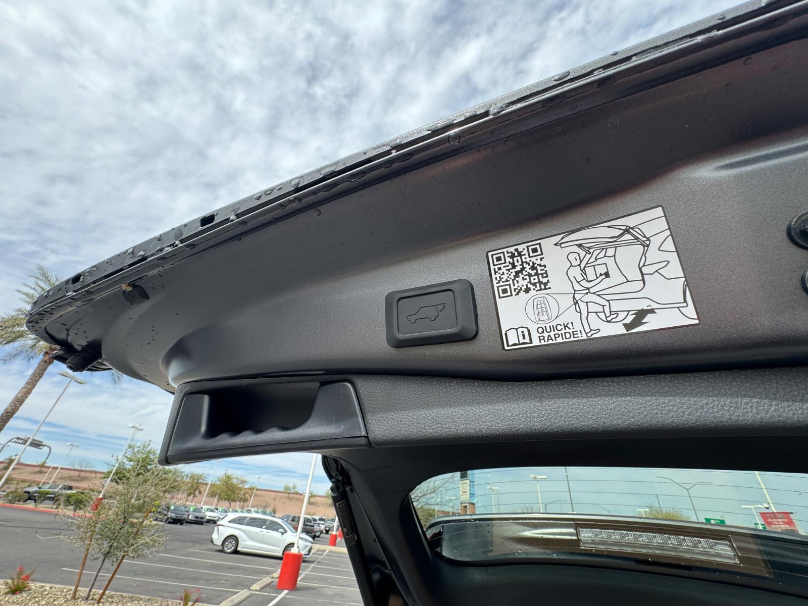 2025 Toyota RAV4 Limited photo 9