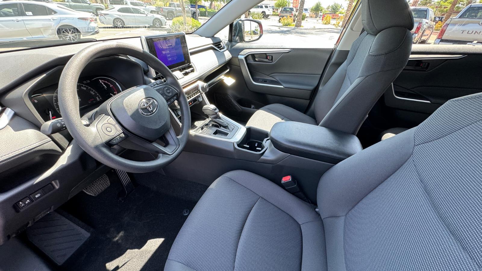 2025 Toyota RAV4 LE photo 14