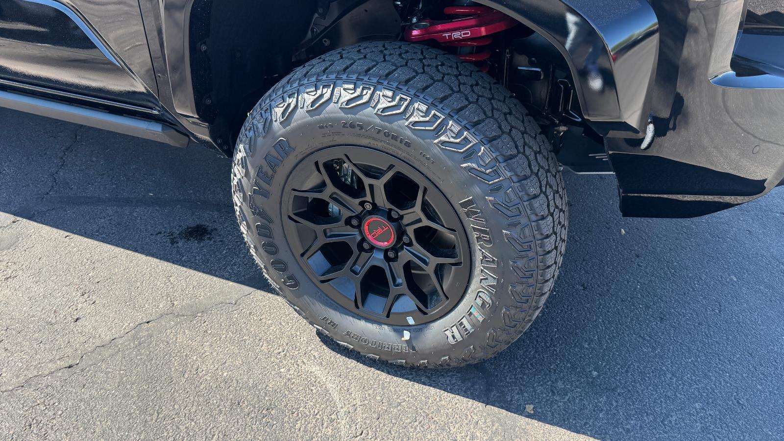2025 Toyota Tacoma TRD Pro Double Cab photo 8