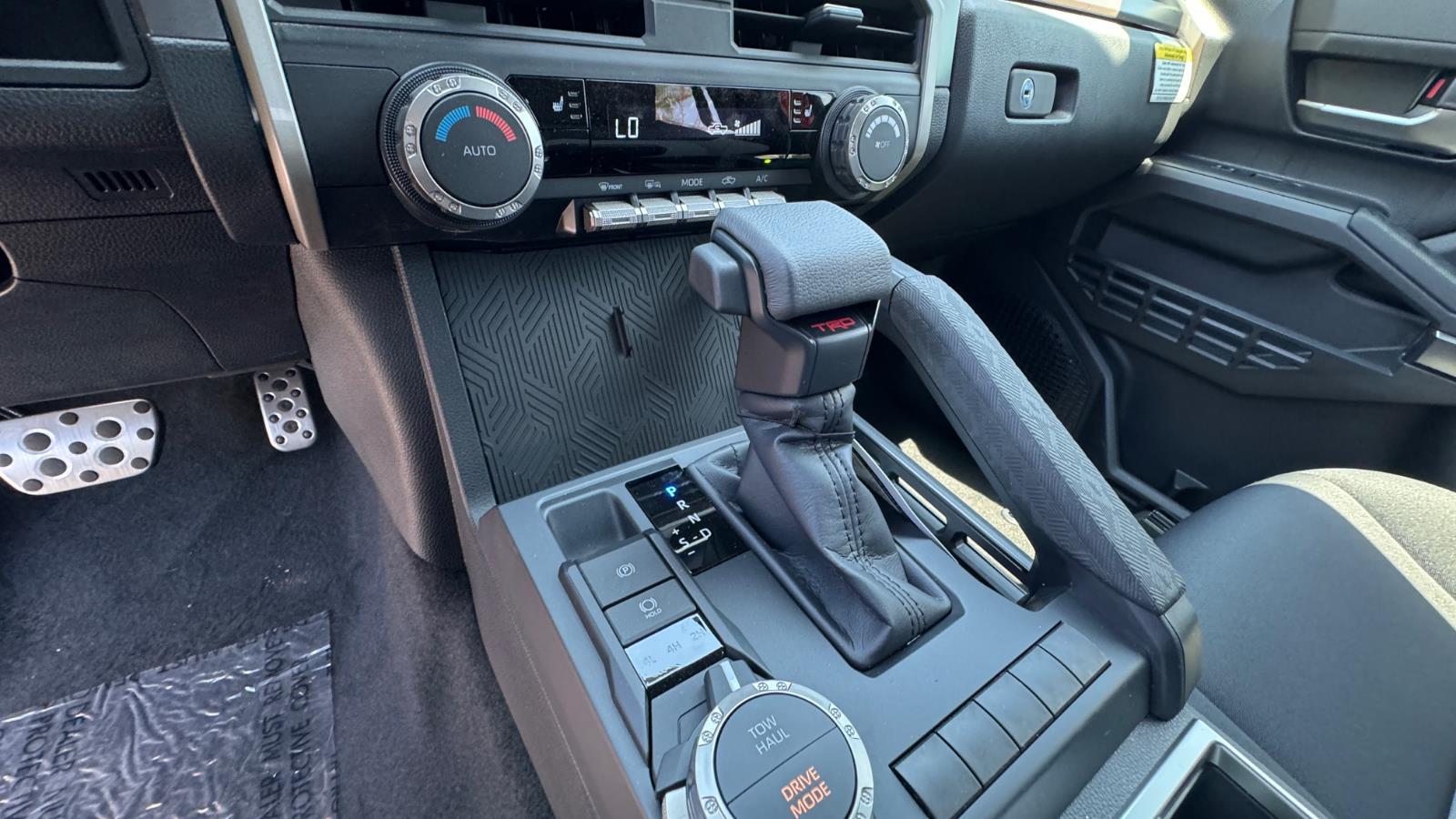 2025 Toyota Tacoma TRD Sport Double Cab photo 13