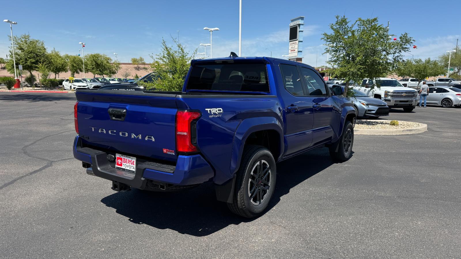 2025 Toyota Tacoma TRD Sport Double Cab photo 3