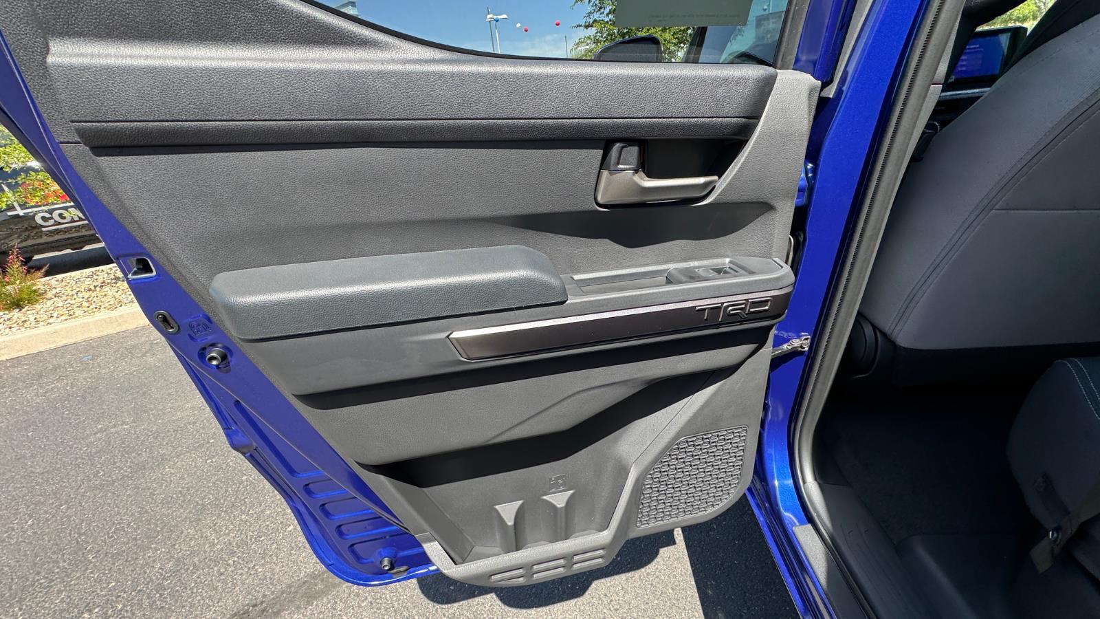 2025 Toyota Tacoma TRD Sport Double Cab photo 12