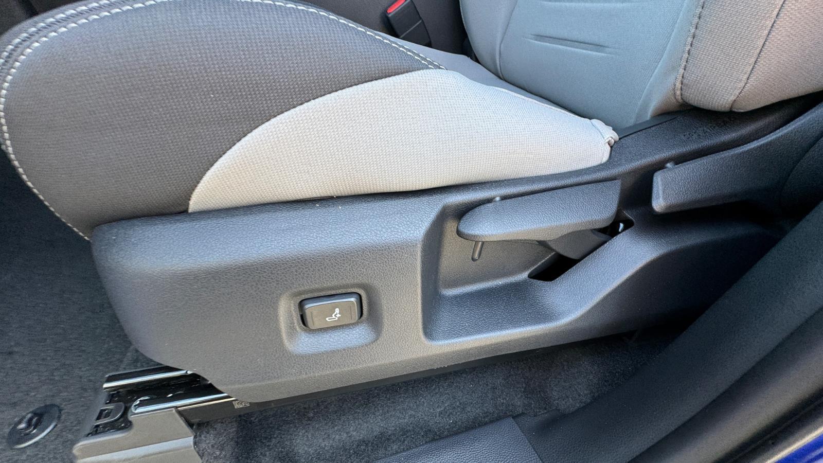 2025 Toyota Tacoma TRD Sport Double Cab photo 12