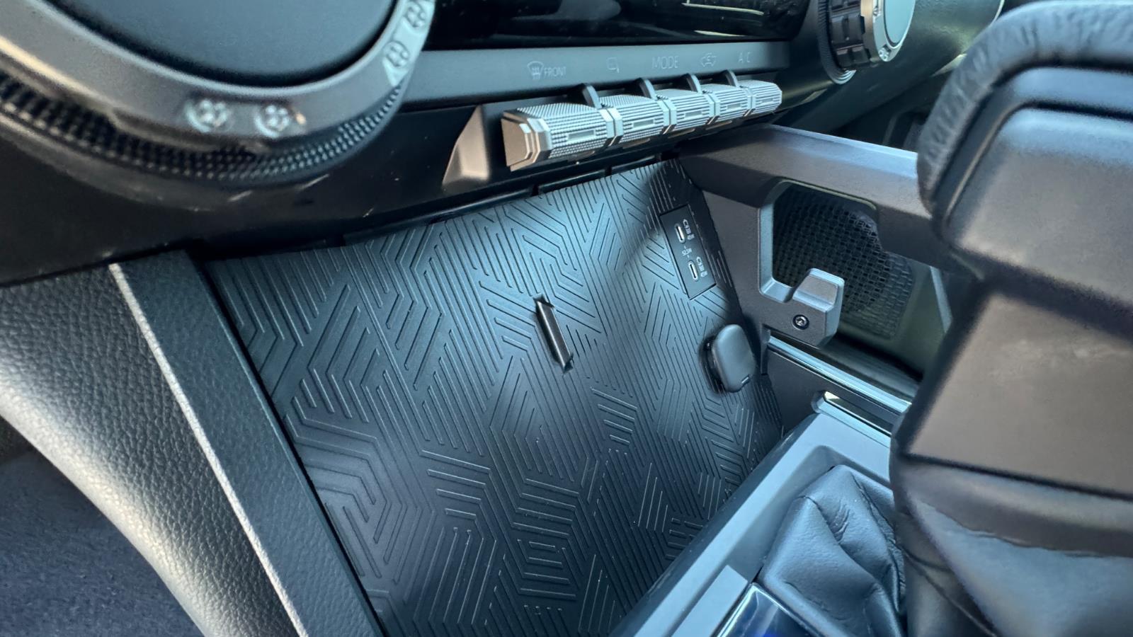 2025 Toyota Tacoma TRD Sport Double Cab photo 19